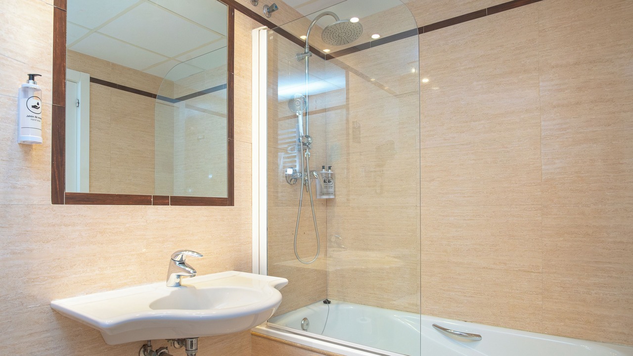 Photo of Bathroom in Zaragoza Old Town