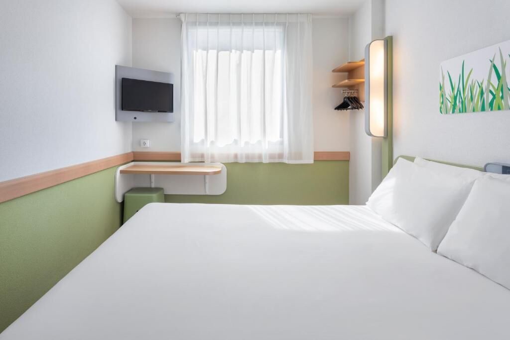 Photo of Bedroom in La Jota