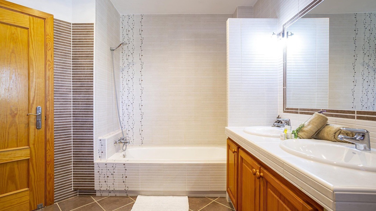 Photo of Bathroom in Sant Josep de sa Talaia