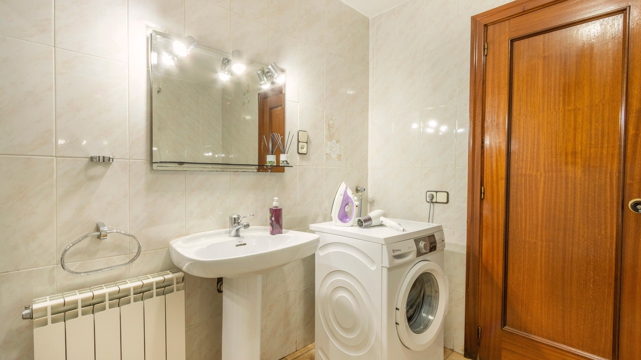 Photo of Bathroom in Les Igesies