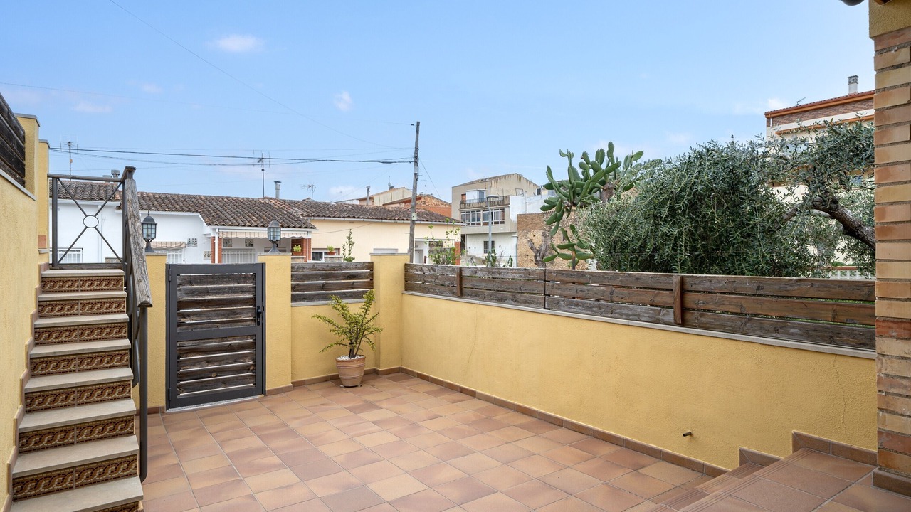 Photo of Outdoor in Albinyana