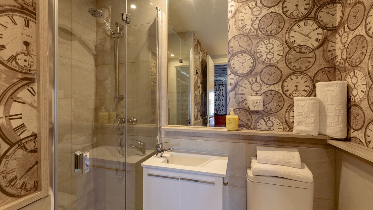Photo of Bathroom in Adahuesca