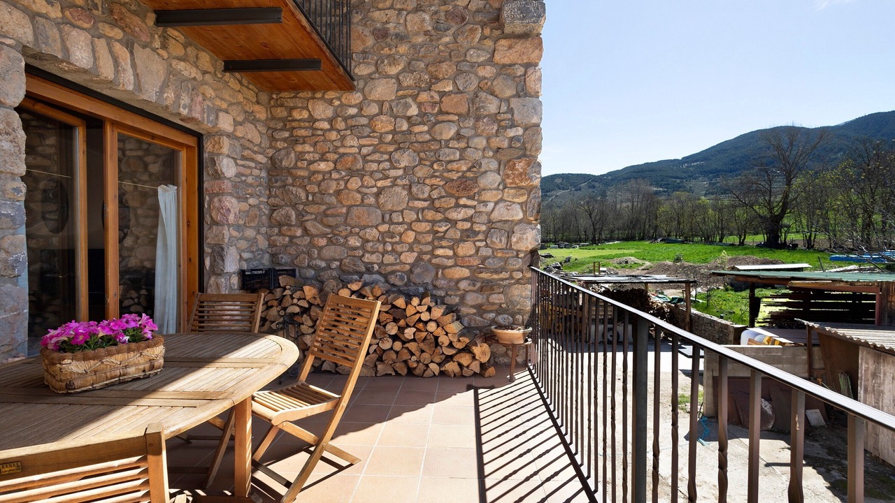 Photo of Outdoor in Das