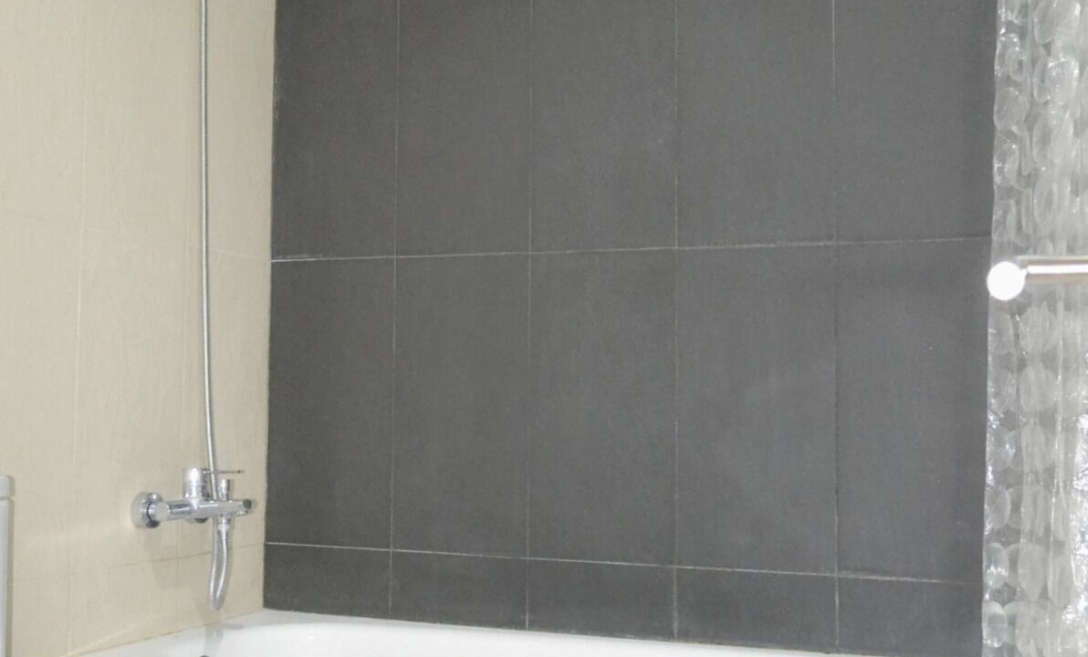 Photo of Bathroom in Calig