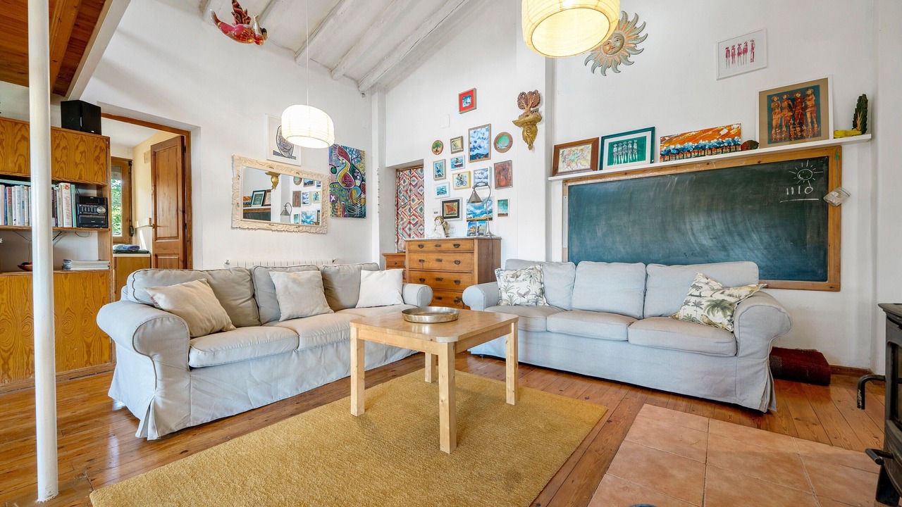 Photo of Livingroom in Montreal