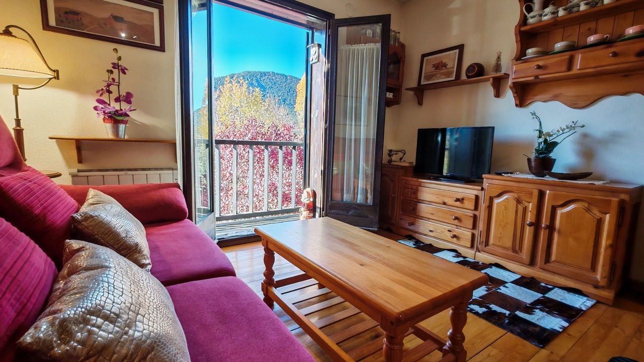 Photo of Livingroom in Taull