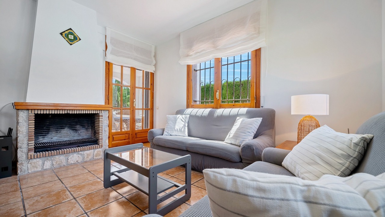Photo of Livingroom in Les Tres Cales