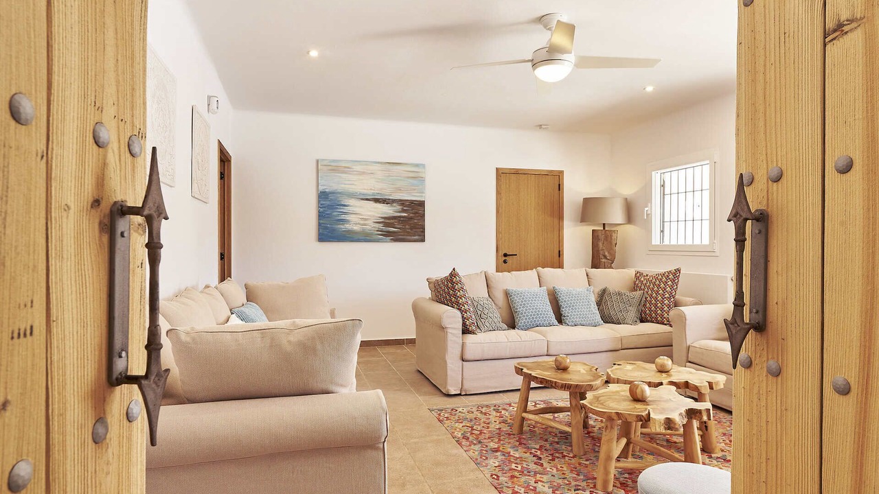 Photo of Livingroom in San Antonio Bay