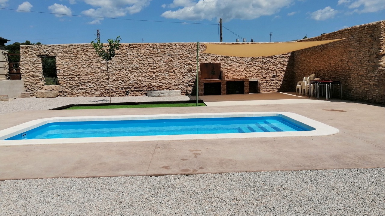 Photo of Outdoor in Rossell