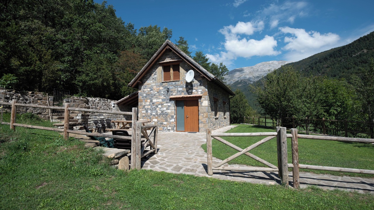 Photo of Outdoor in Hecho