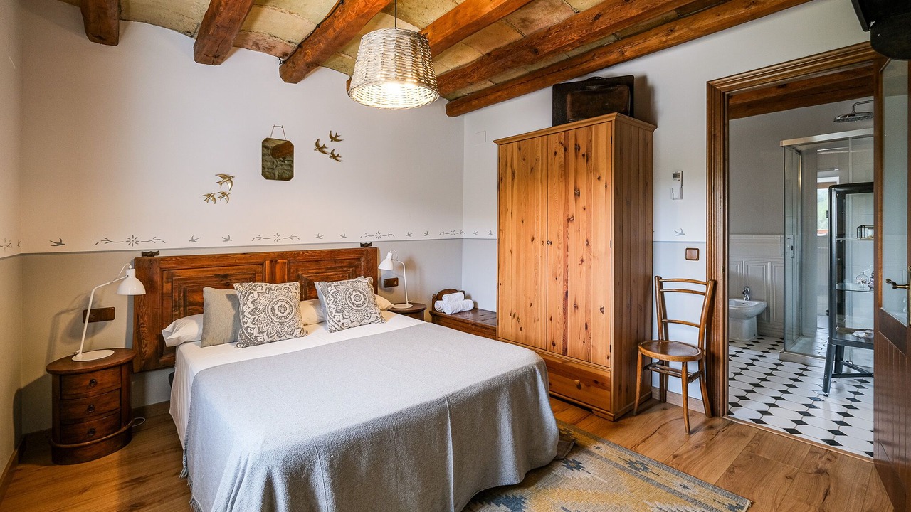 Photo of Bedroom in Biosca