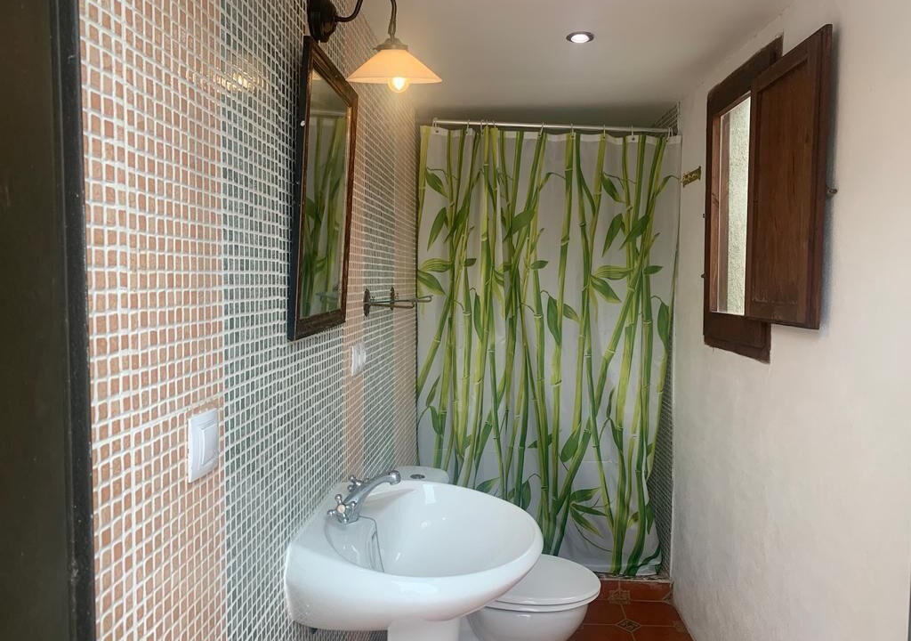 Photo of Bathroom in Duesaigues