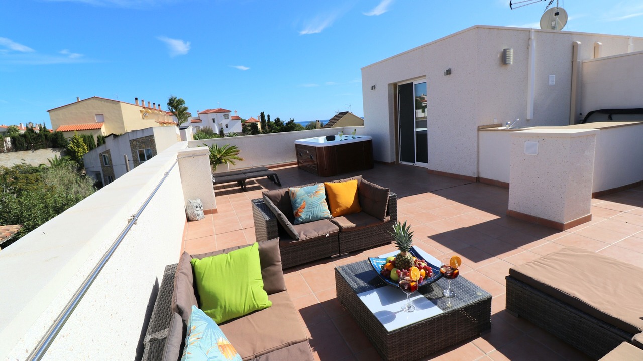 Photo of Patio Balcony in Miami Platja