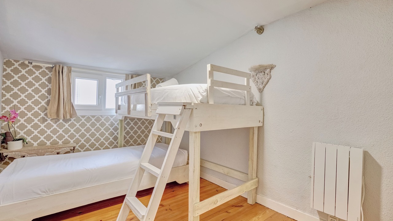 Photo of Bedroom in Pamplona City Centre