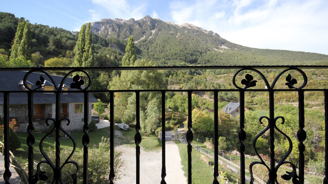 Photo of Outdoor in Saravillo