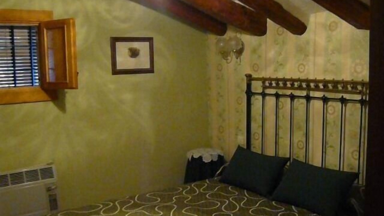 Photo of Bedroom in Ainzon