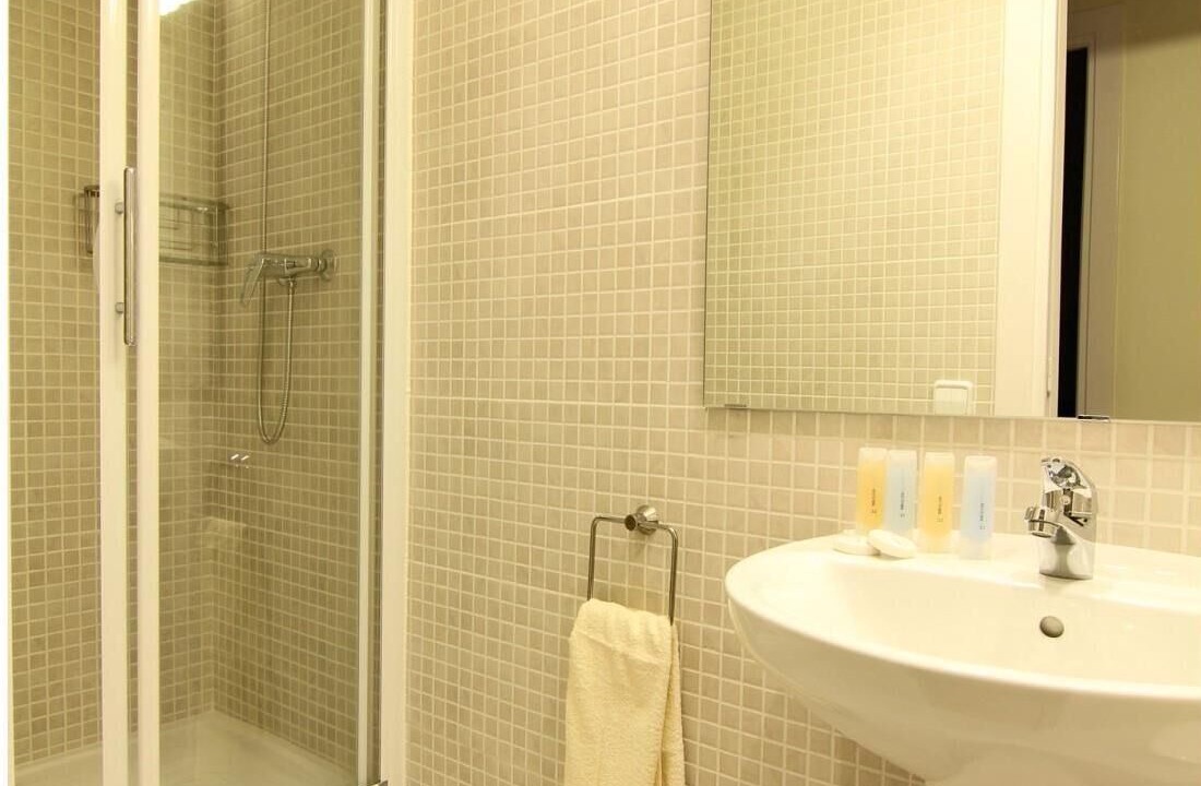 Photo of Bathroom in El Camp de l'Arpa del Clot