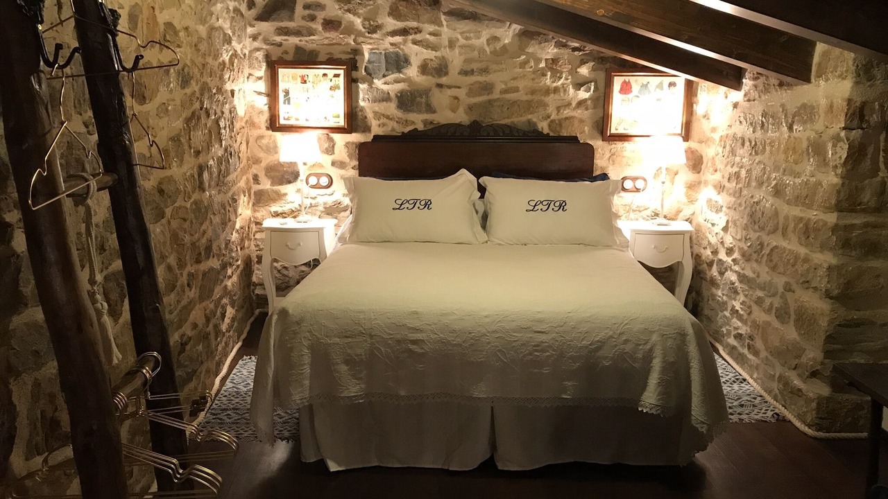 Photo of Bedroom in Puertomingalvo