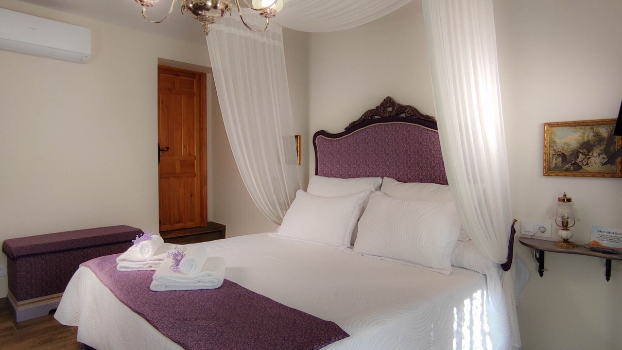 Photo of Bedroom in Alhama de Aragon