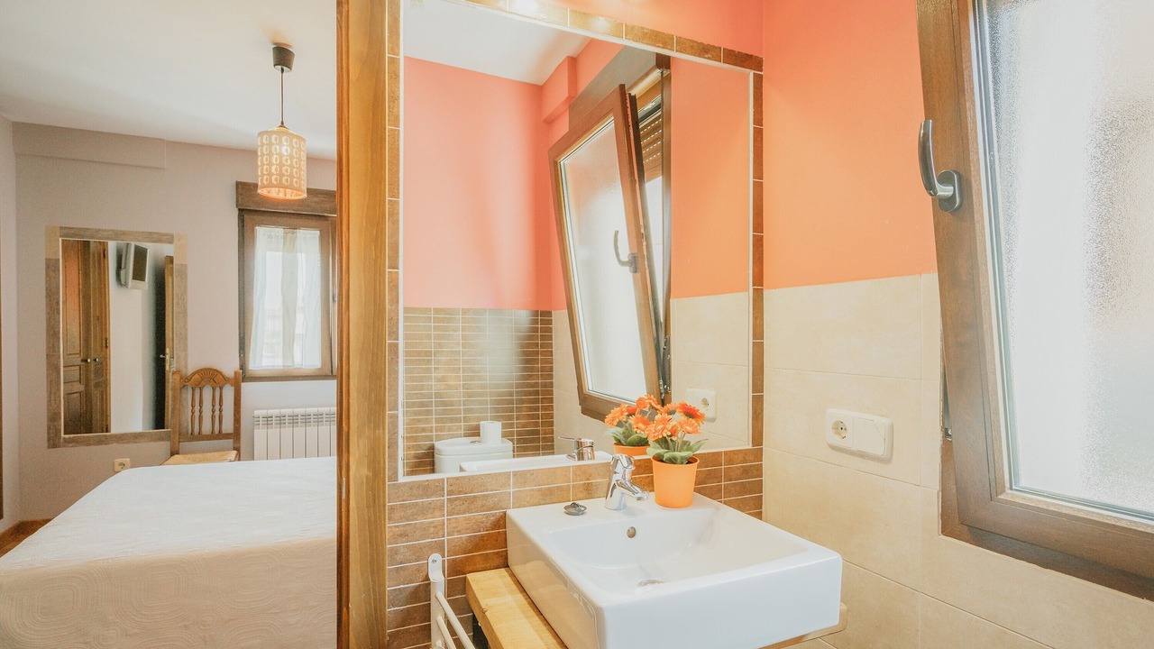 Photo of Bathroom in Ayllon