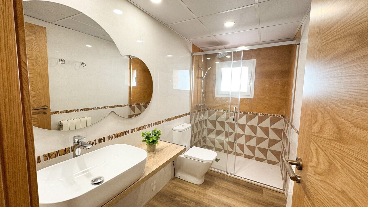 Photo of Bathroom in Mainar