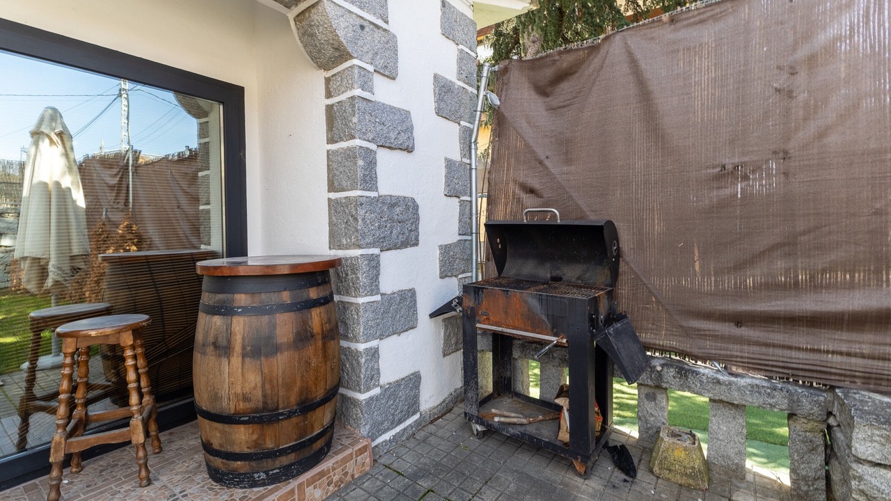 Photo of Patio Balcony in Becerril de la Sierra