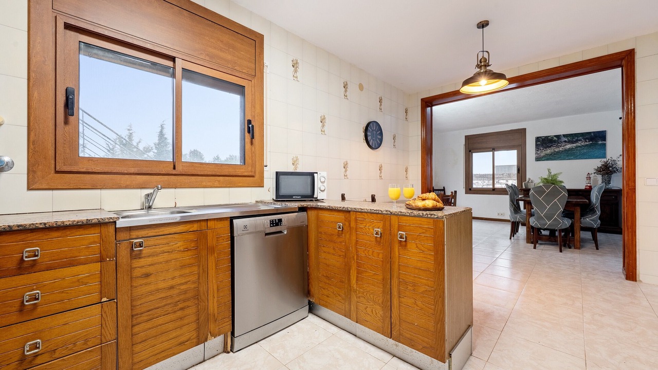 Photo of Kitchen in Les Tres Cales