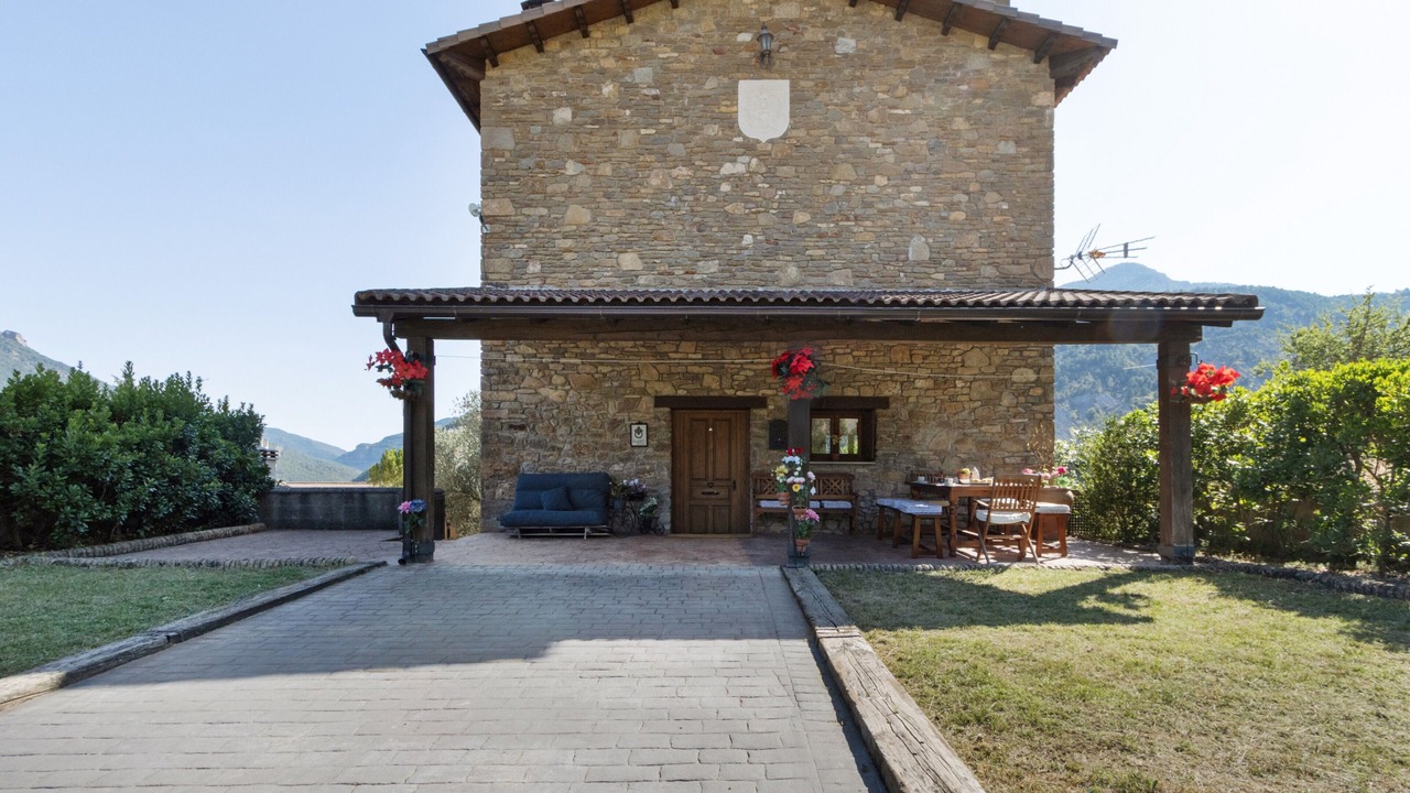 Photo of Outdoor in Navarri