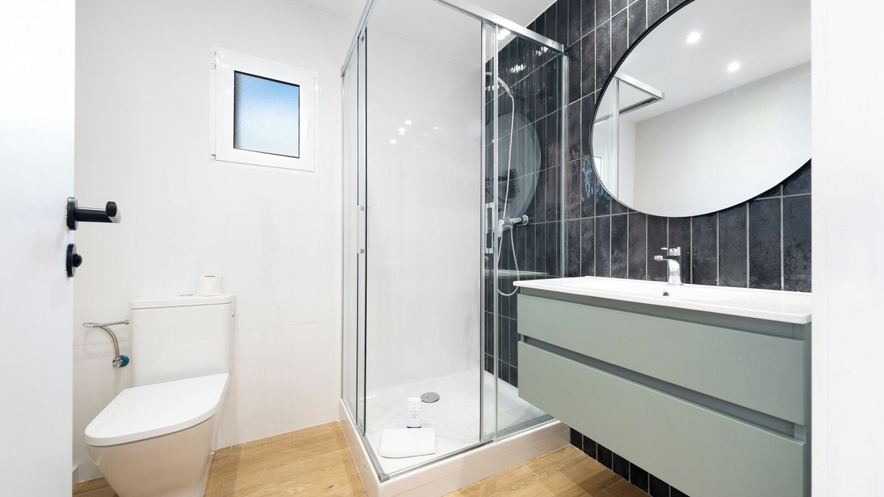 Photo of Bathroom in Sants