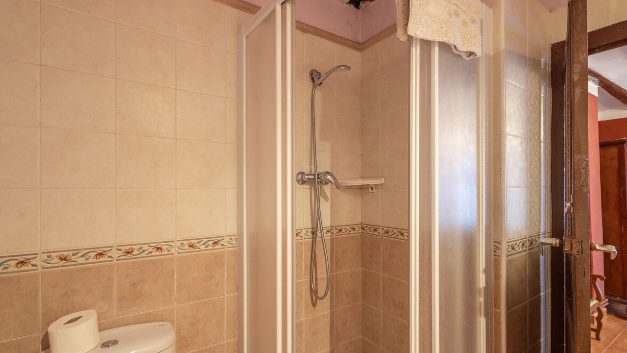 Photo of Bathroom in Baguena