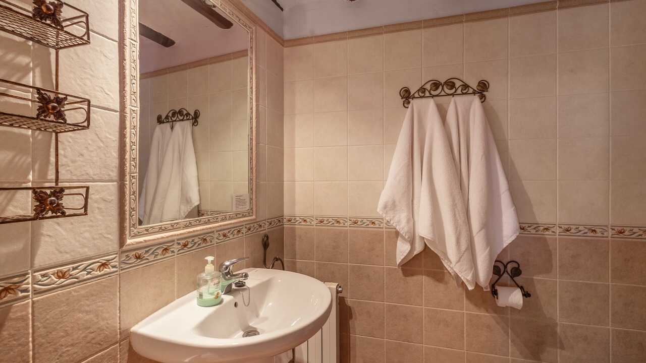 Photo of Bathroom in Baguena