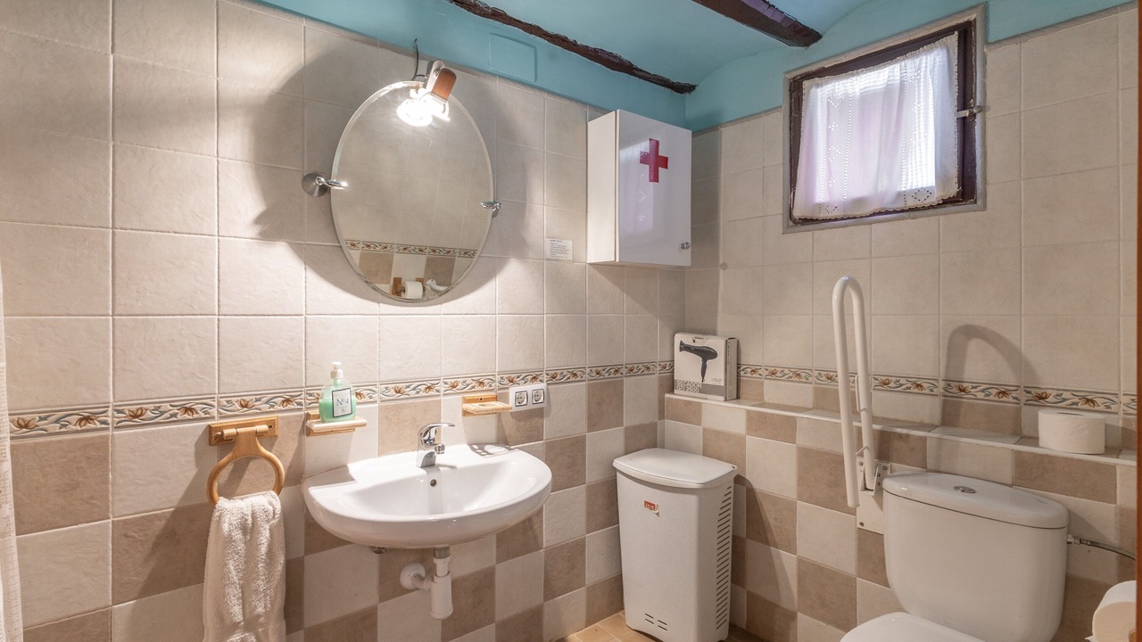 Photo of Bathroom in Baguena