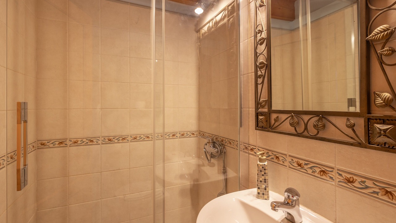 Photo of Bathroom in Baguena