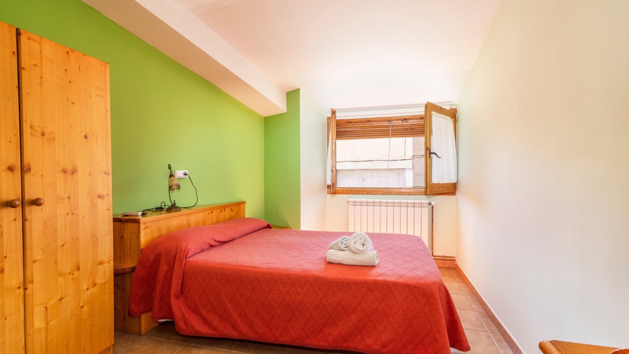 Photo of Bedroom in Conques