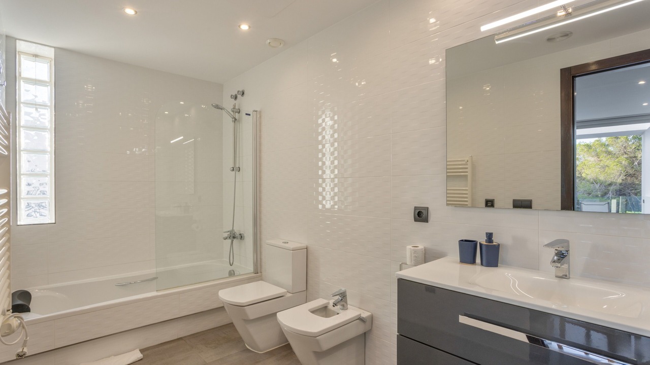 Photo of Bathroom in Cala Llenya