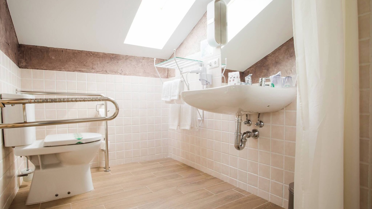 Photo of Bathroom in Santervas de la Sierra