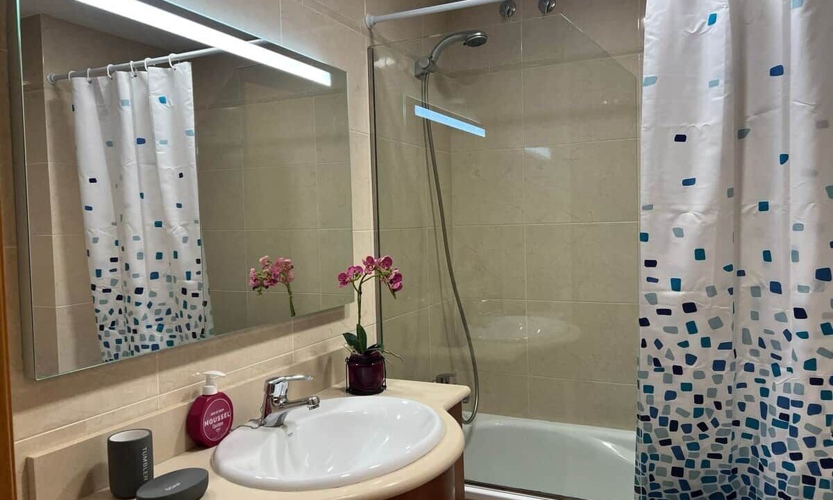 Photo of Bathroom in Cubelles