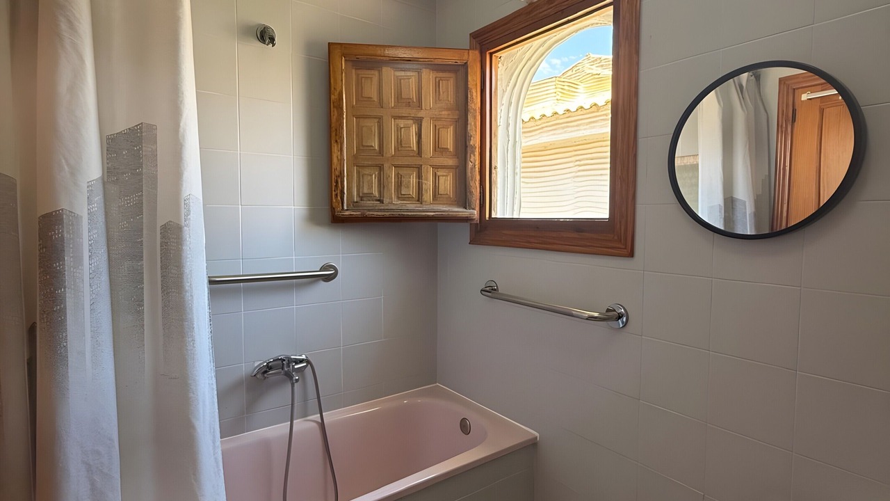 Photo of Bathroom in Los Arenales del Sol
