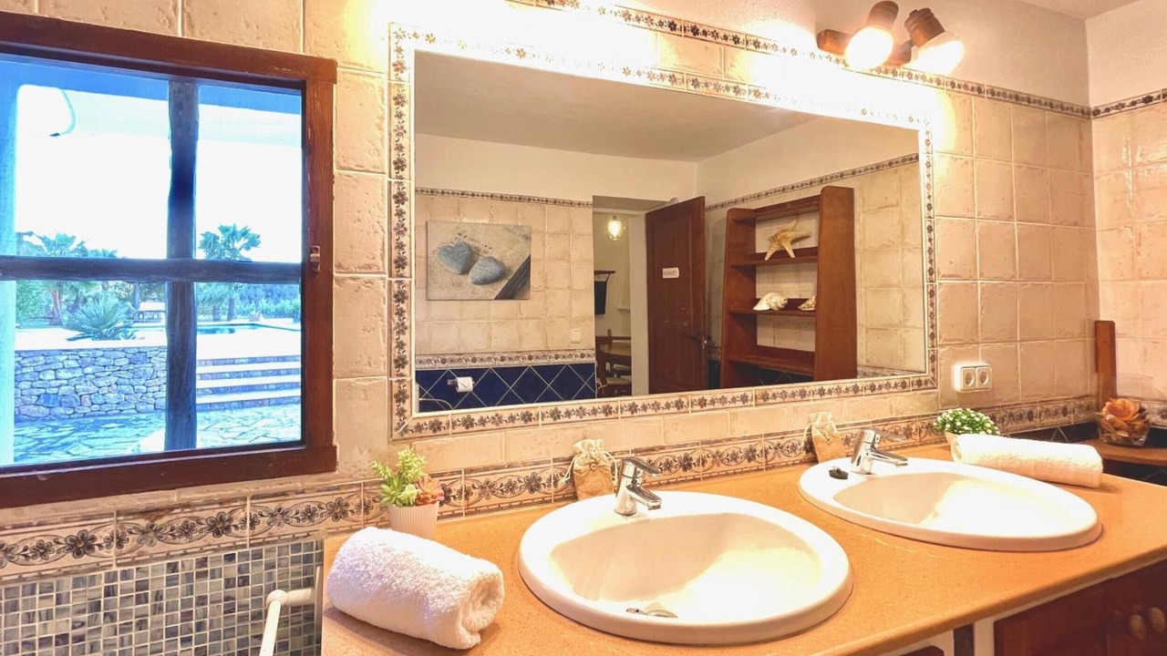 Photo of Bathroom in Sant Josep de sa Talaia