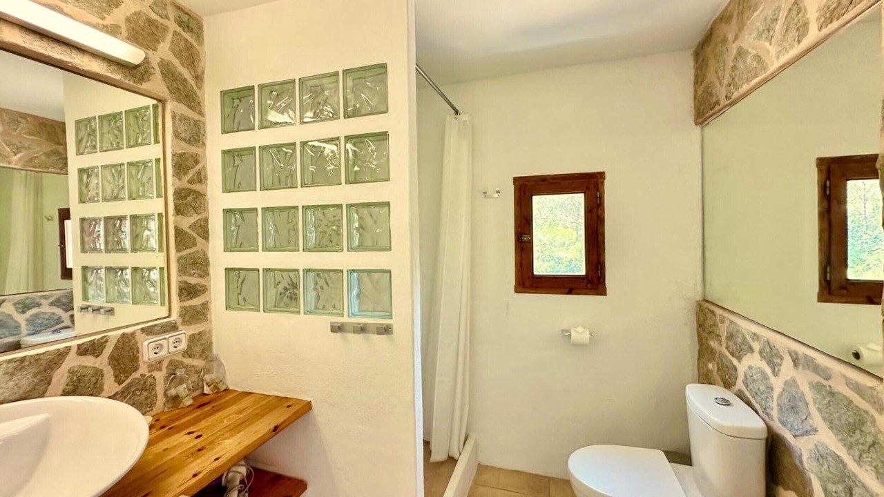 Photo of Bathroom in Sant Josep de sa Talaia