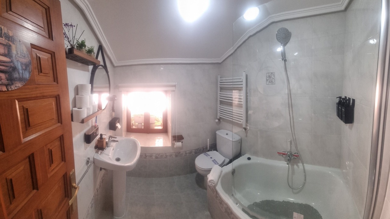 Photo of Bathroom in San Martin de Unx