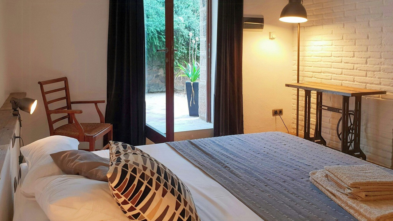 Photo of Bedroom in Riudecanyes