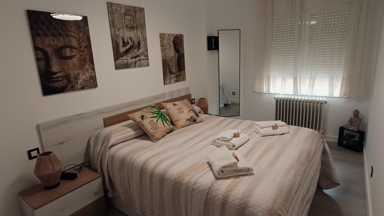 Photo of Bedroom in Logrono