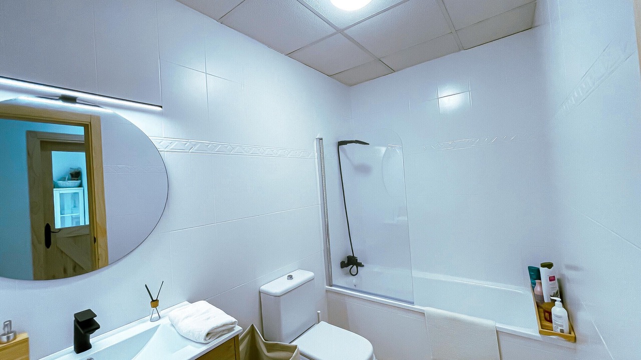Photo of Bathroom in Miami Platja