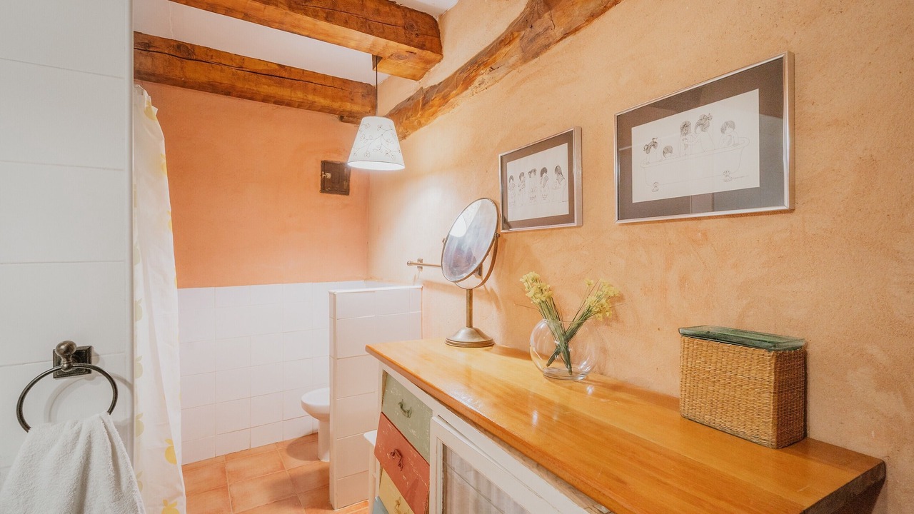 Photo of Bathroom in Ayllon