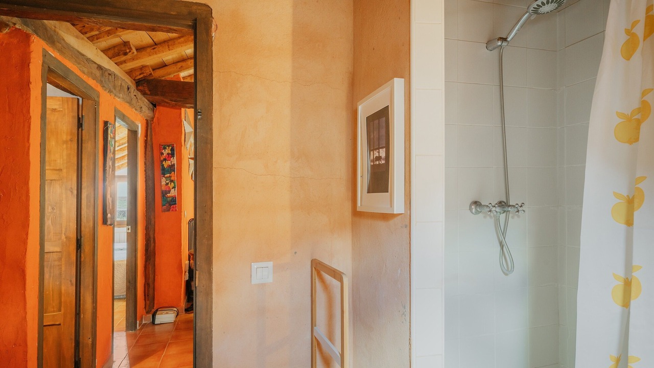 Photo of Bathroom in Ayllon