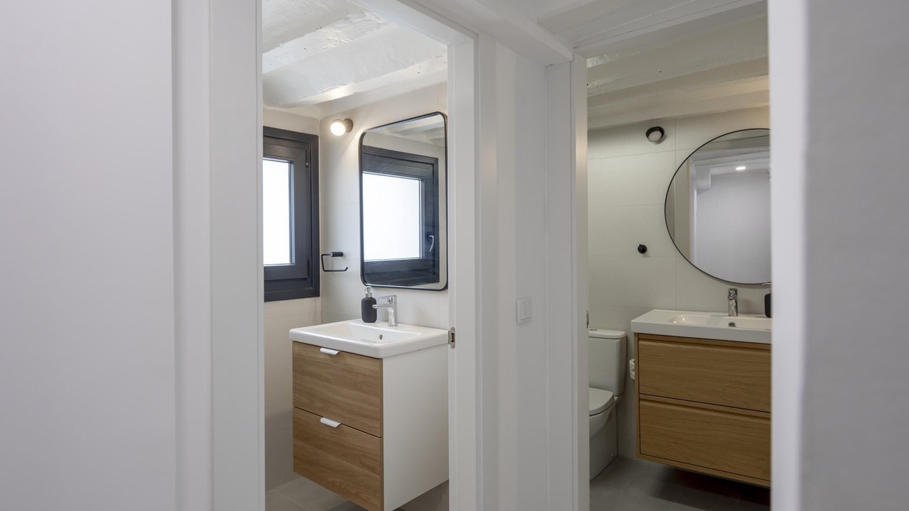 Photo of Bathroom in Logrono Historic Centre