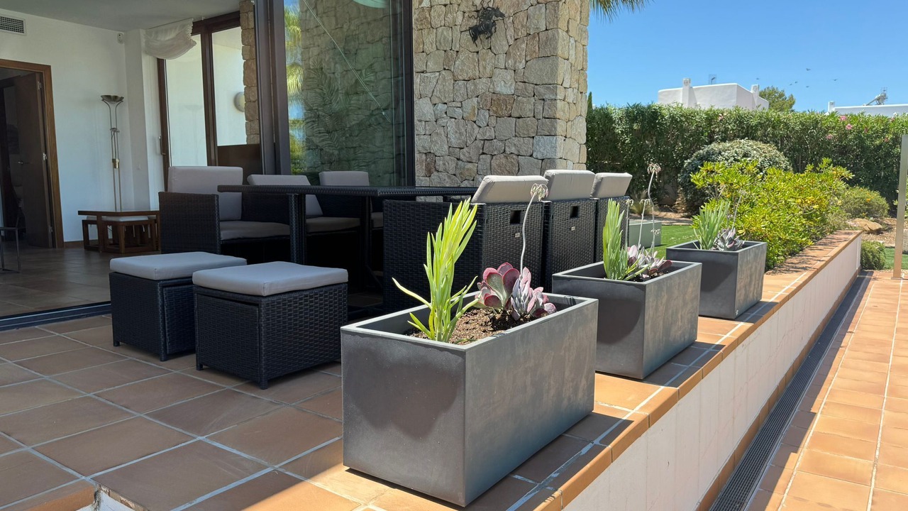 Photo of Patio Balcony in San Antonio Bay