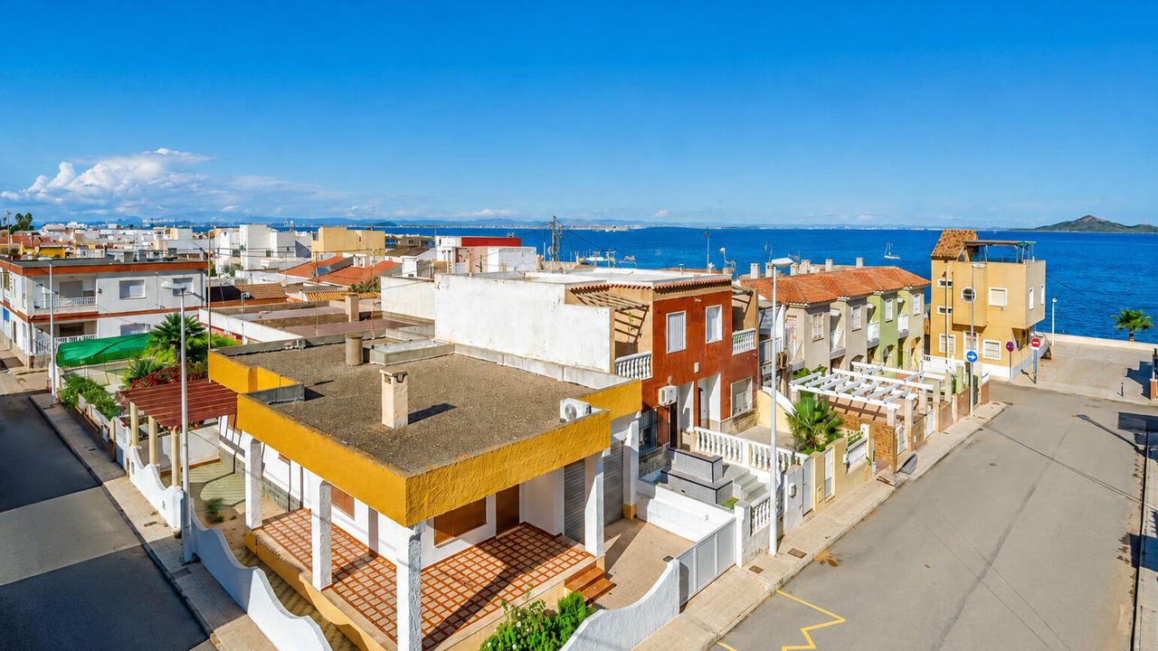 Photo of Outdoor in Los Nietos