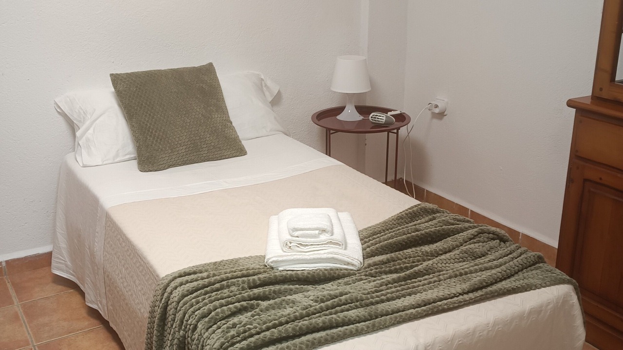 Photo of Bedroom in Genoves